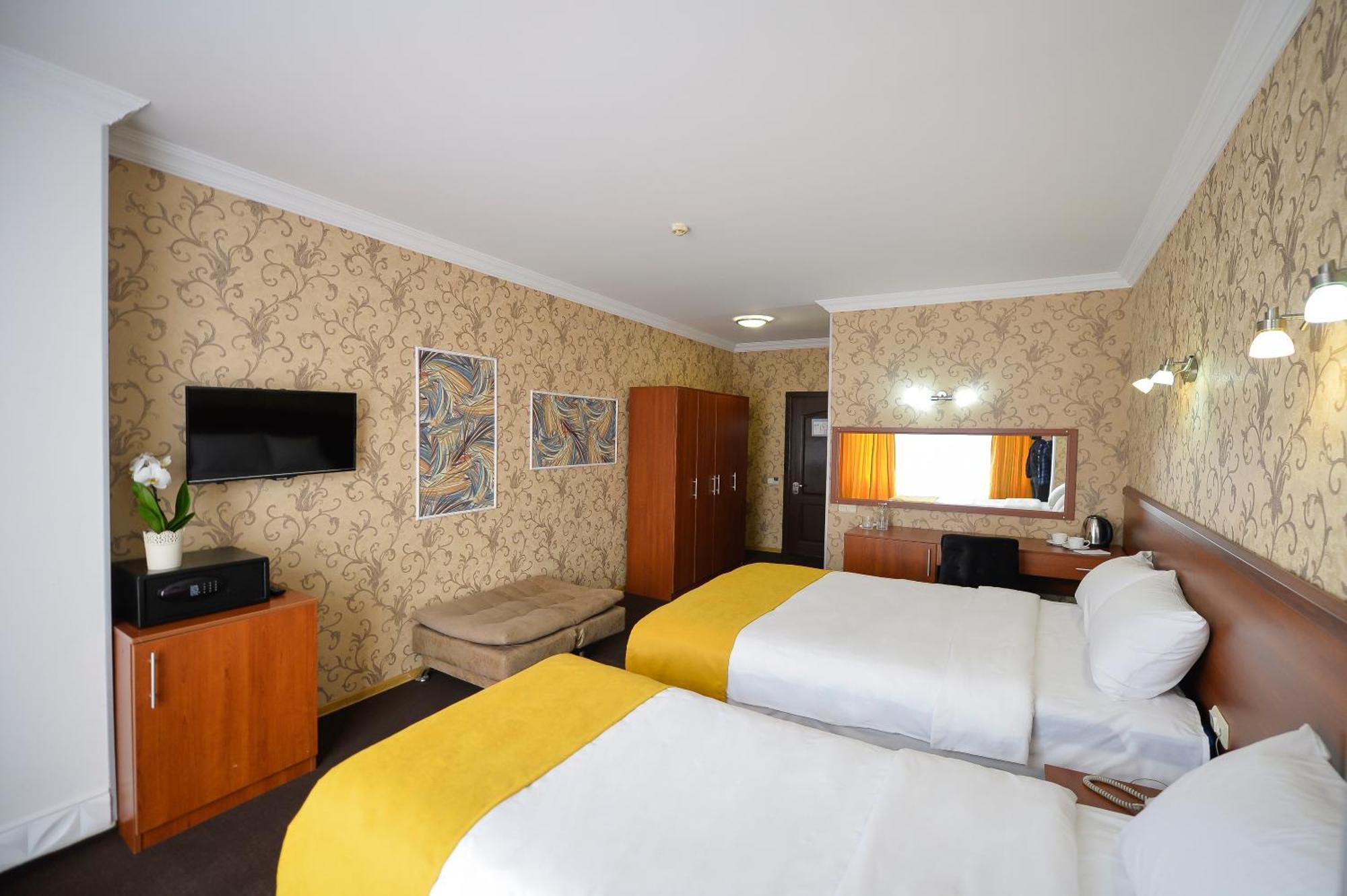 Aura Boutique Hotel Batumi Rum bild