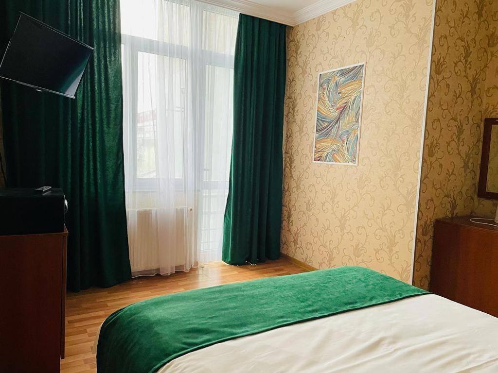Aura Boutique Hotel Batumi Rum bild